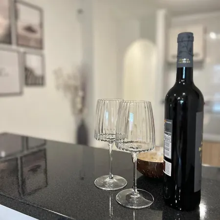 Close To The With Garage Daire *