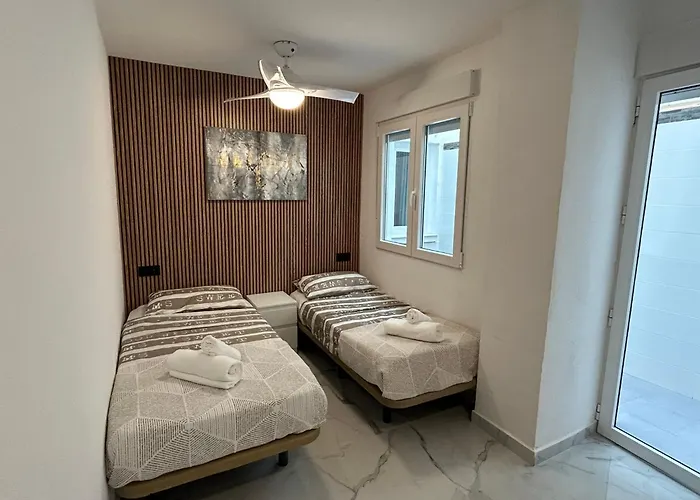 Close To The With Garage Apartamento