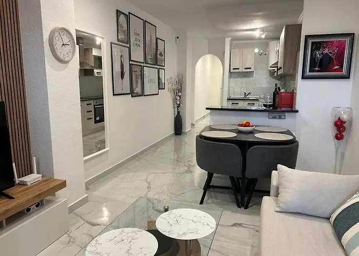 Apartamento Close To The With Garage